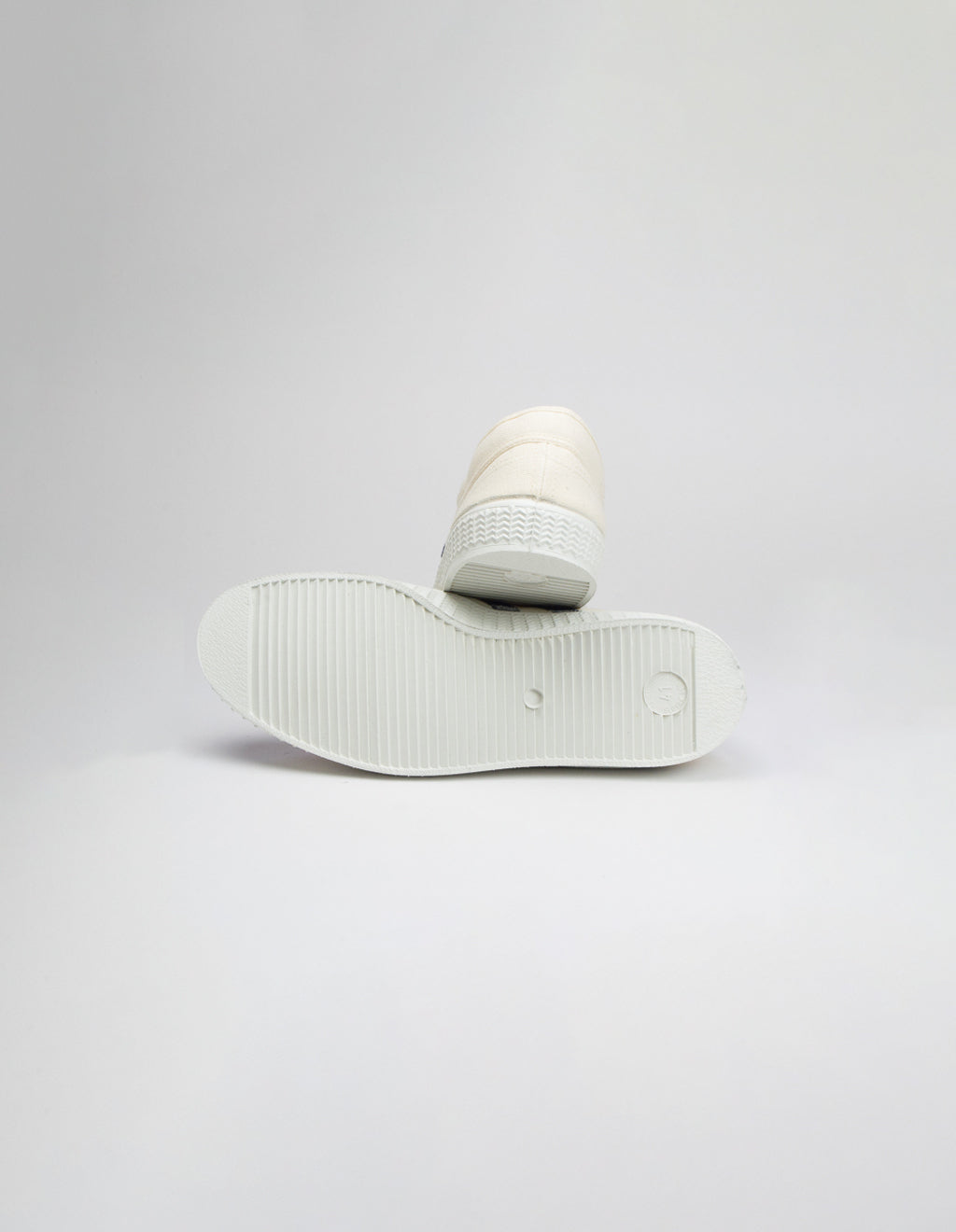 INN-STANT(インスタント) アイボリー ライン キャンバススニーカー / #807 底面