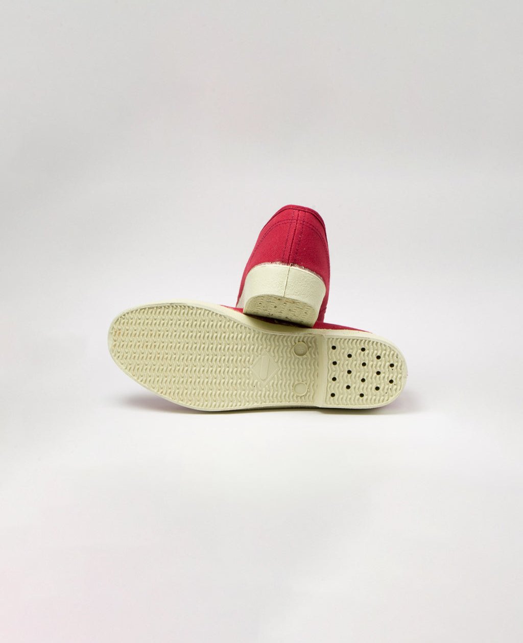 【廃番セール】カートに入れると50%OFF!    INN-STANT(インスタント) スニーカー / #909