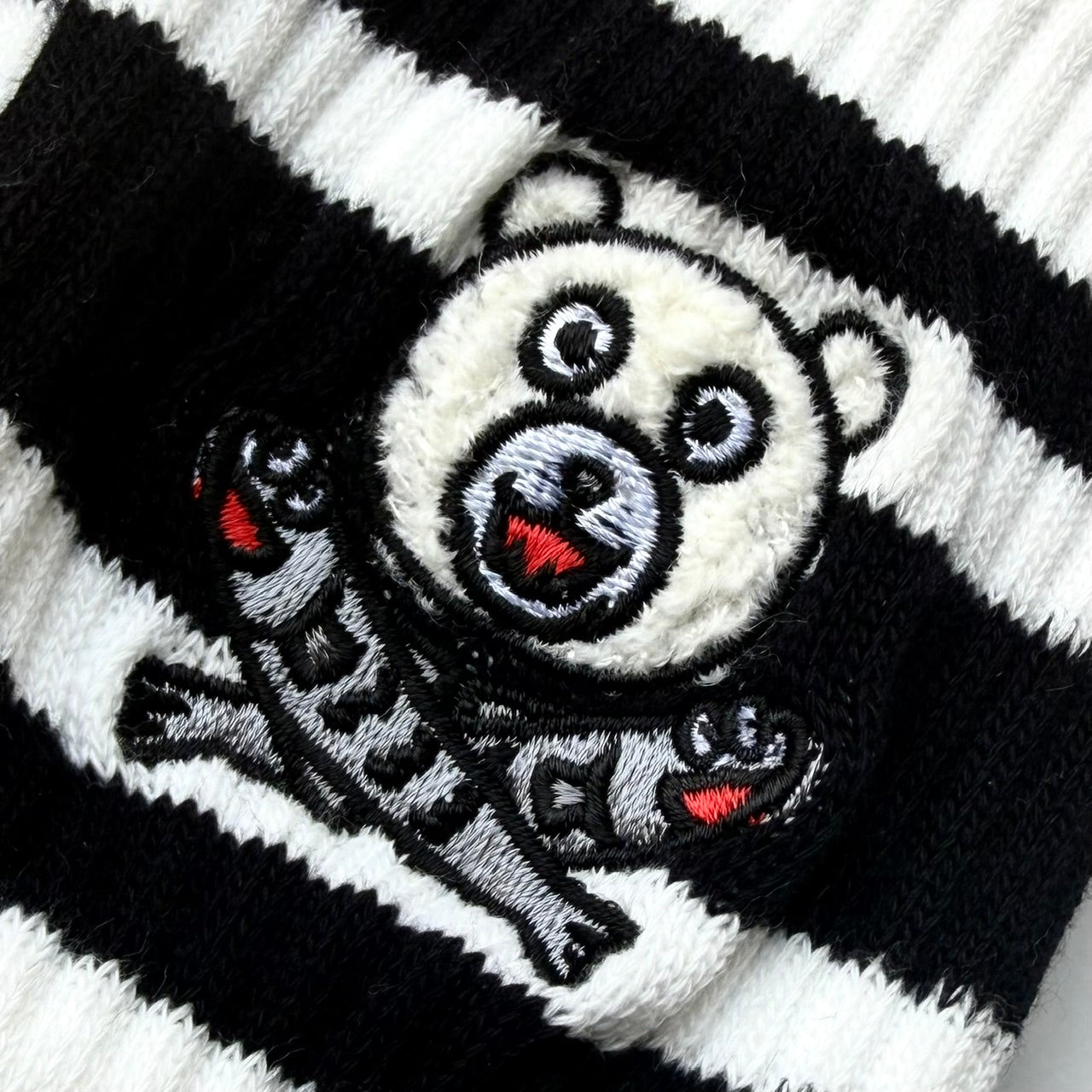 NEOGSOCKS(ネゴソックス) Line Socks  クマ　BLACK LINE